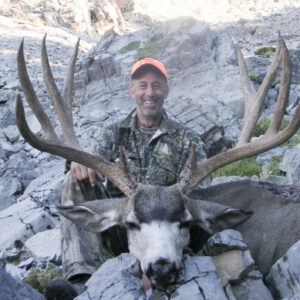 wyoming elk hunting outfitters